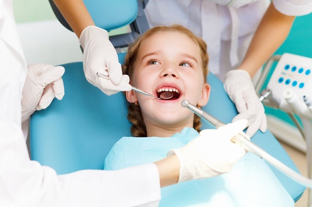 Mantenedores de Espacio Dentales para Niños: Guía Completa para Padres
